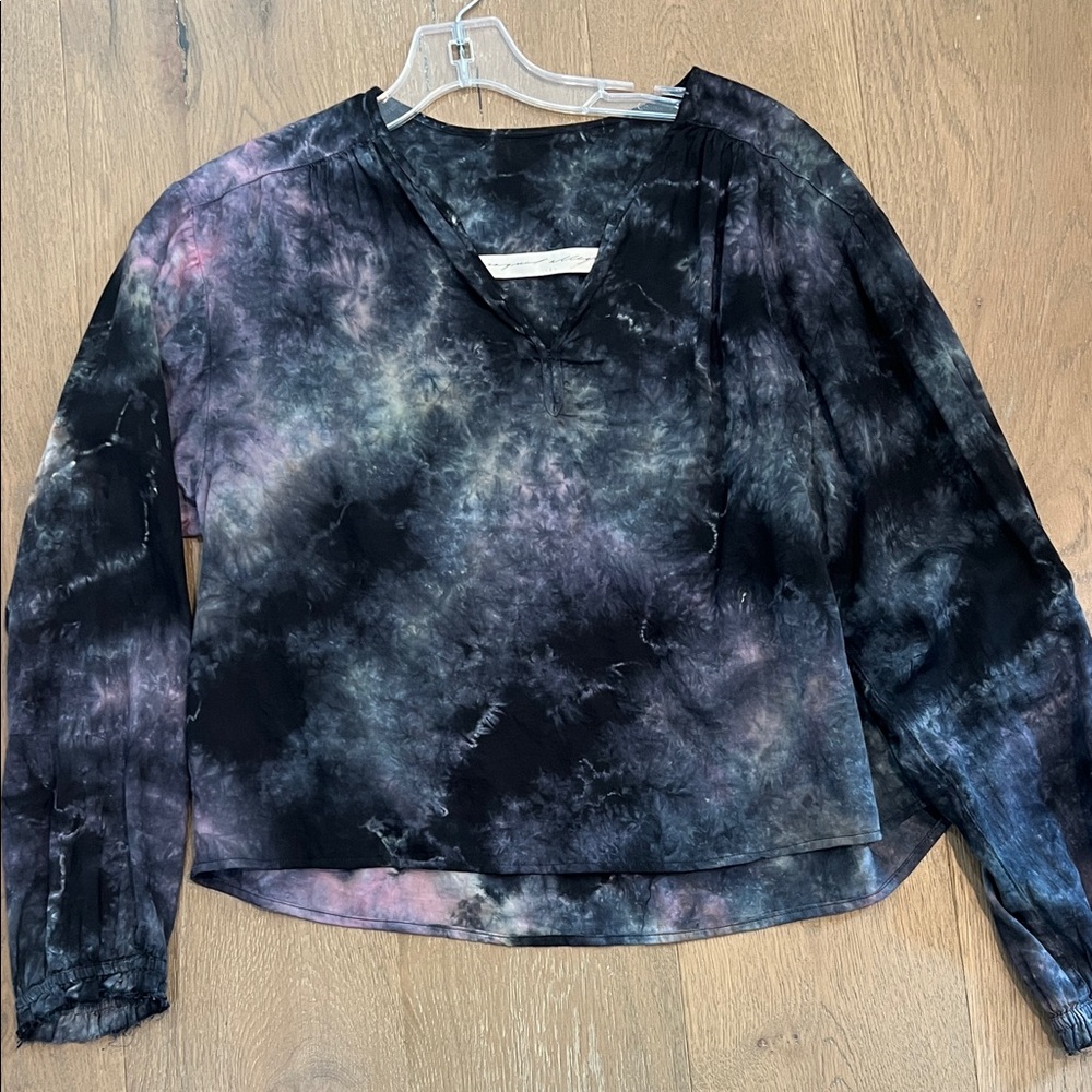 Raquel Allegra Tie-Dye Long Sleeve cropped blouse